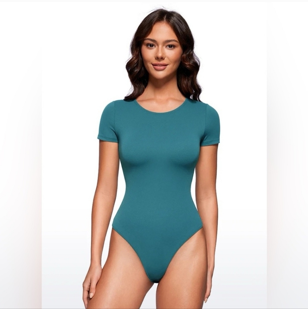 Crz Yoga Butterluxe Short Sleeve Bodysuit Sz Xs In Borealis Green NWT